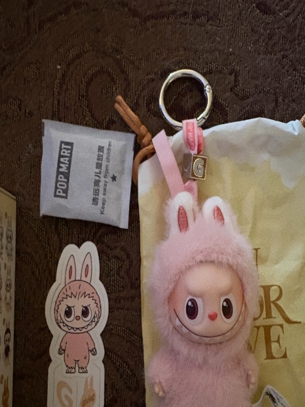 AUTHENTIC, BRAND NEW Labubu from the Pin For Love A-? Series, Letter "G" - Picture 4 of 4